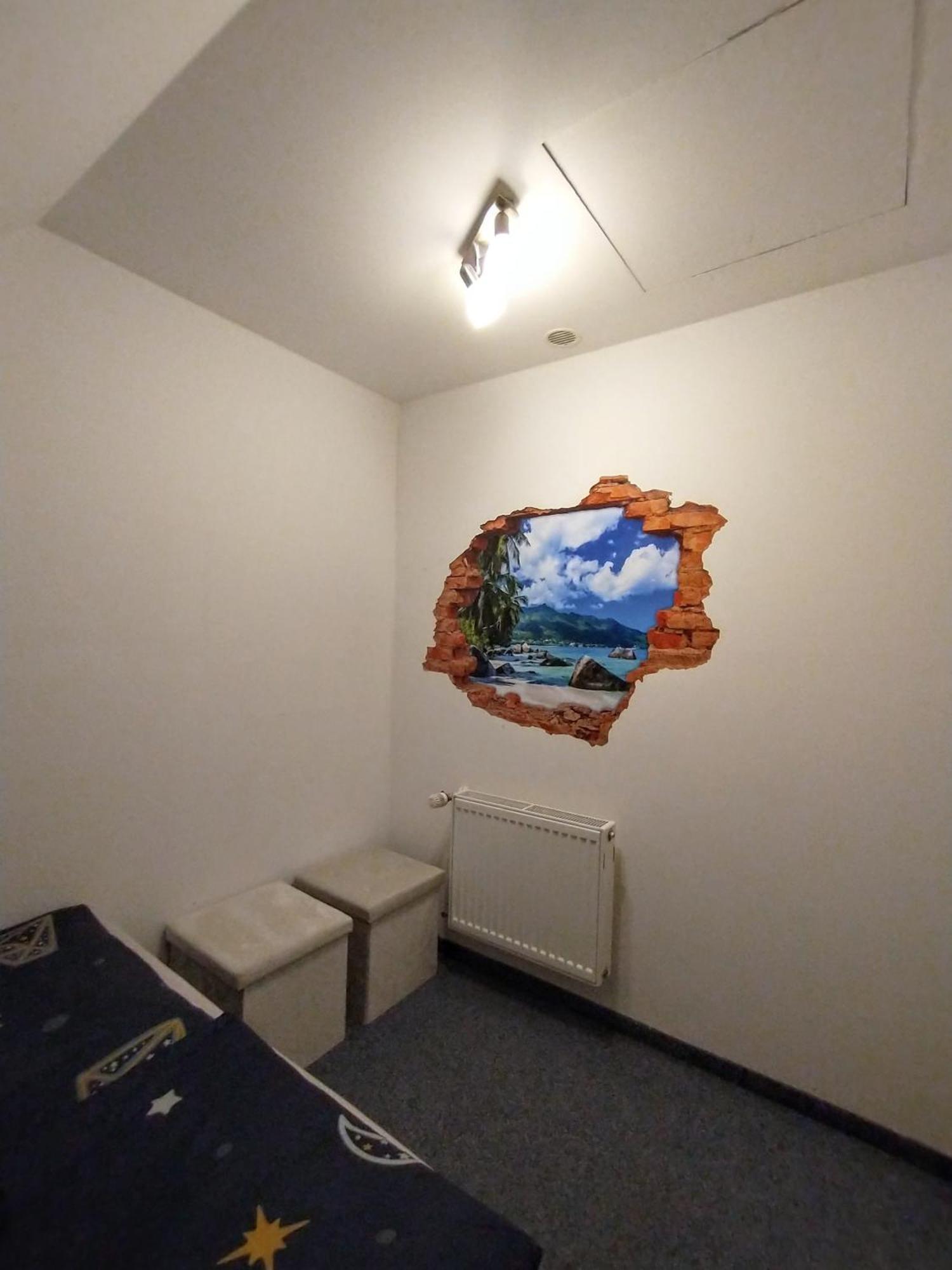 Appartamento Duplex With Garden Praga Esterno foto