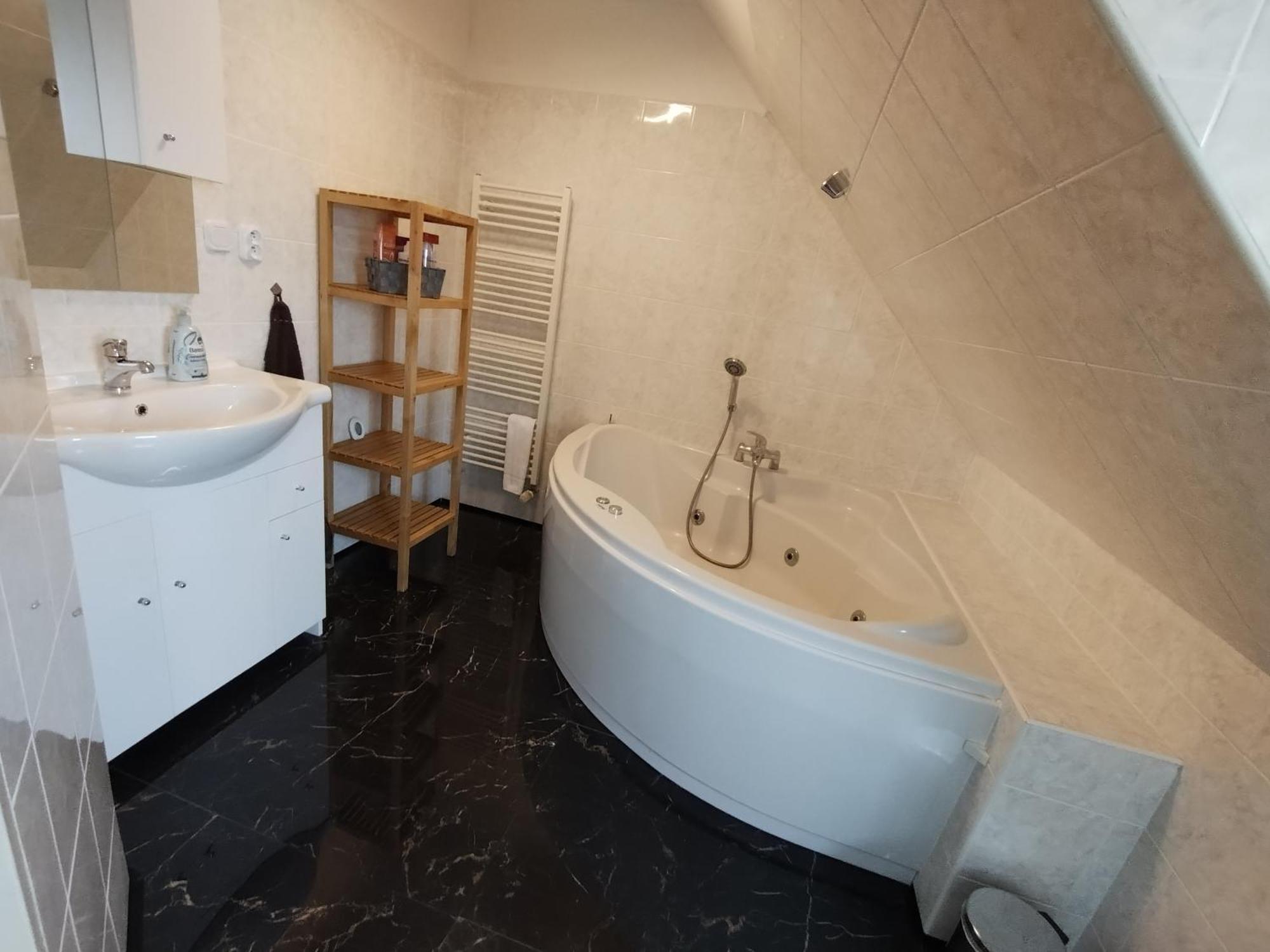 Appartamento Duplex With Garden Praga Esterno foto